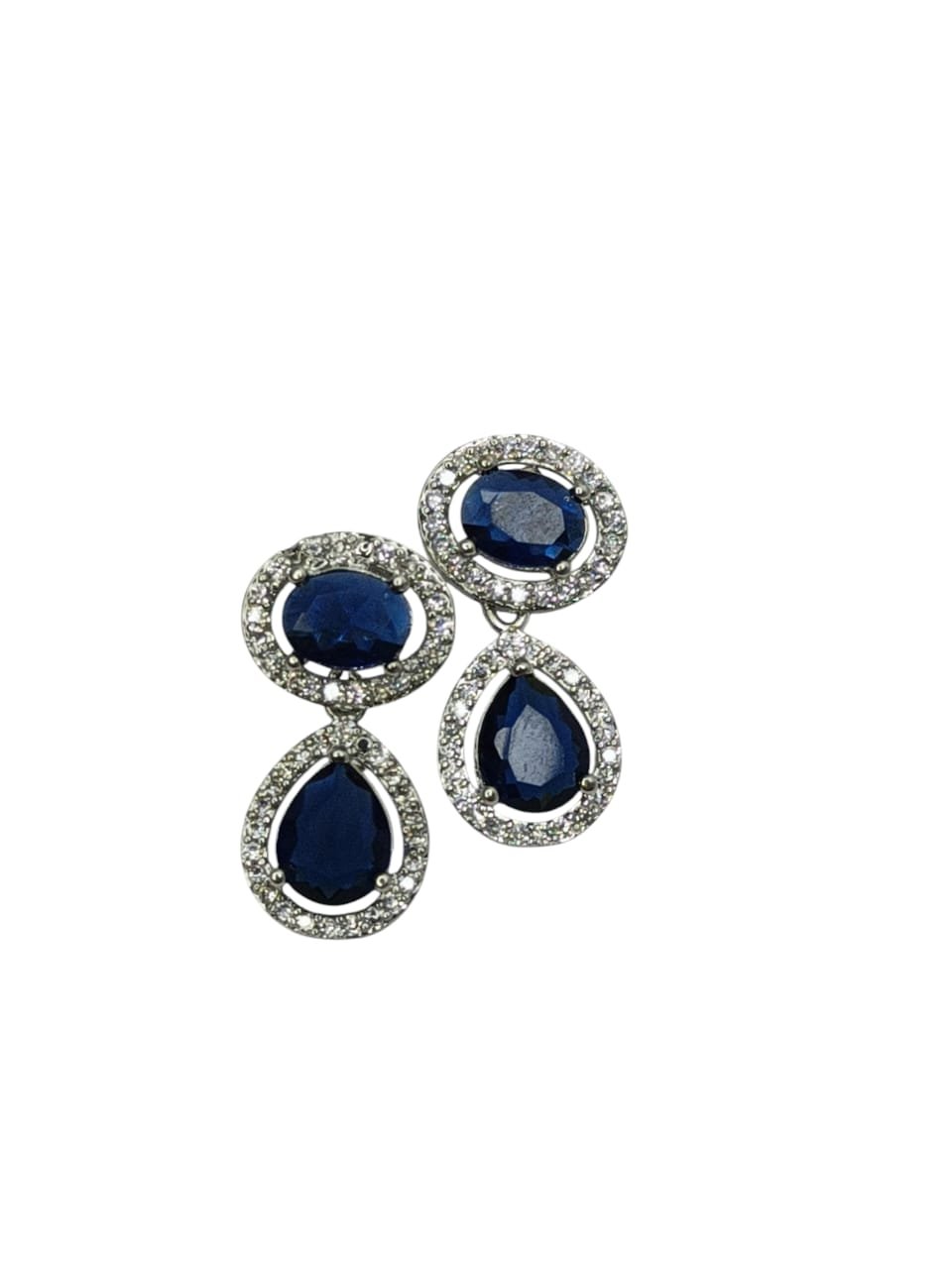 Shahi Pehnawa Elegant Necklace Set with Blue Gemstones and Diamonds for Girls and Women