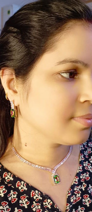 Mystic Cubic Zerconia Crystal Necklace and Earrings Set, Chain with Pendant, Fashion Jewellery