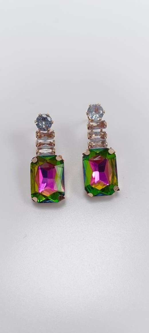 Mystic Cubic Zerconia Crystal Necklace and Earrings Set, Chain with Pendant, Fashion Jewellery