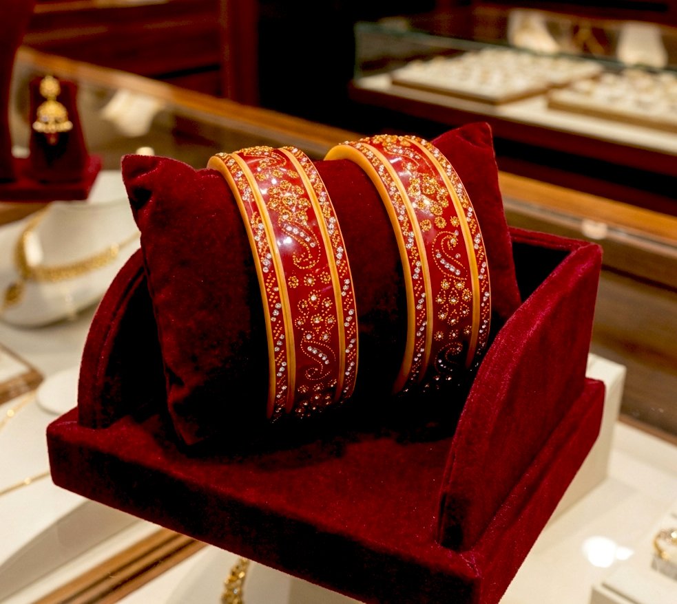 Shahi Pehnawa Lamination Ship/ Plastic Kada Chudi Set – Traditional Rajasthani Peacock Design Bangle Set