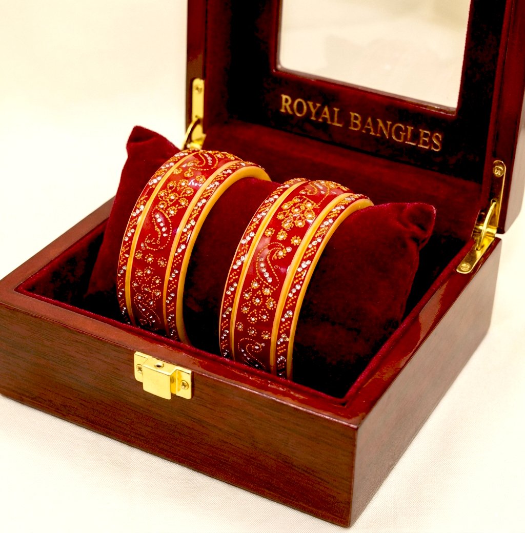 Shahi Pehnawa Lamination Ship/ Plastic Kada Chudi Set – Traditional Rajasthani Peacock Design Bangle Set